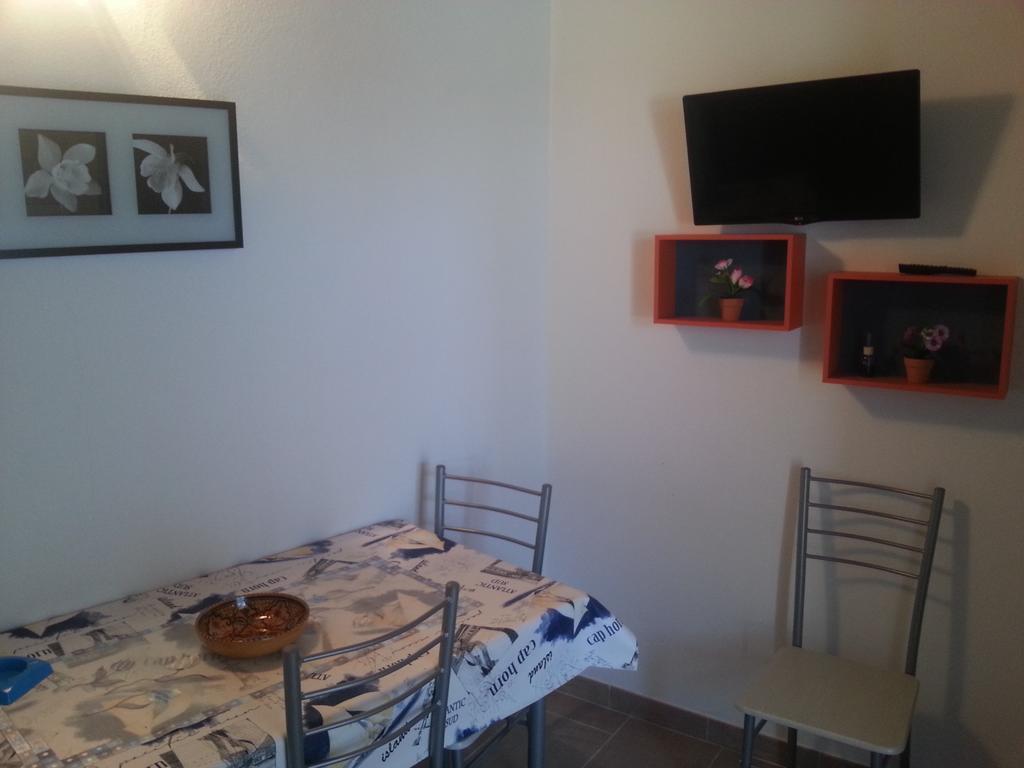 Appartamento Vincenzina 兰佩杜萨 外观 照片